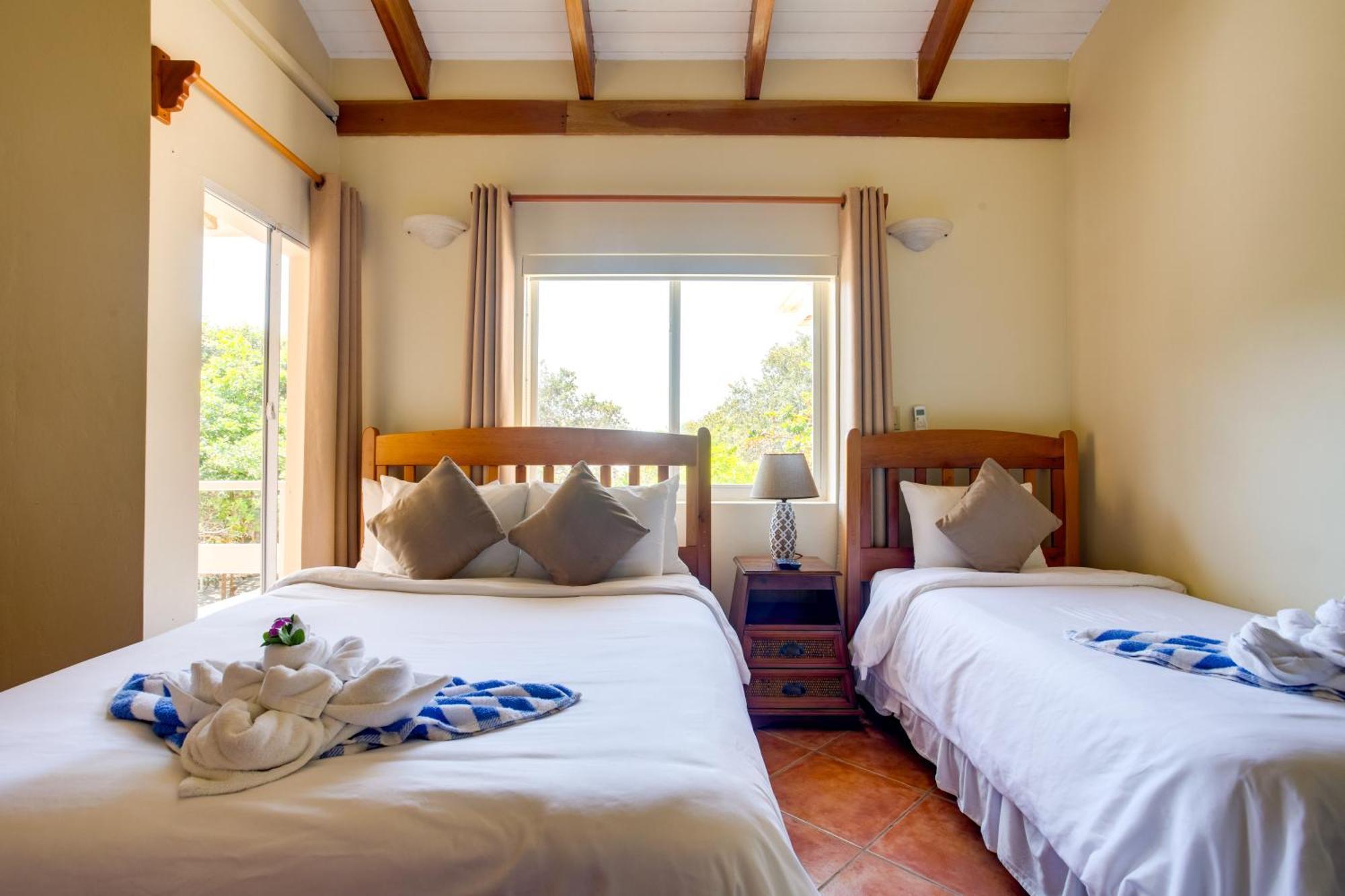 Laru Beya Resort Placencia Exterior foto